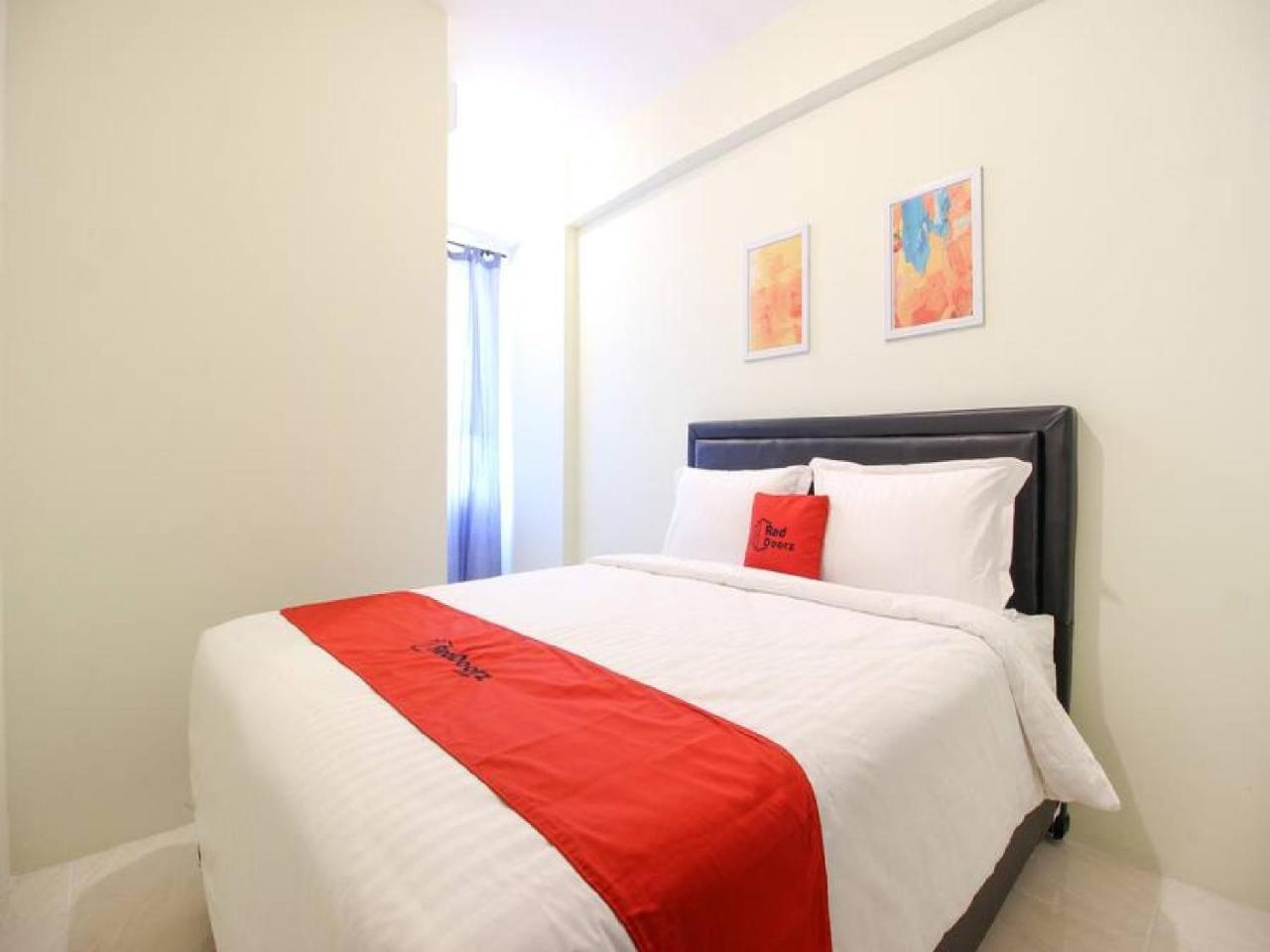 Reddoorz Apartment @ Malioboro City Adisucipto Maguwo Exteriör bild
