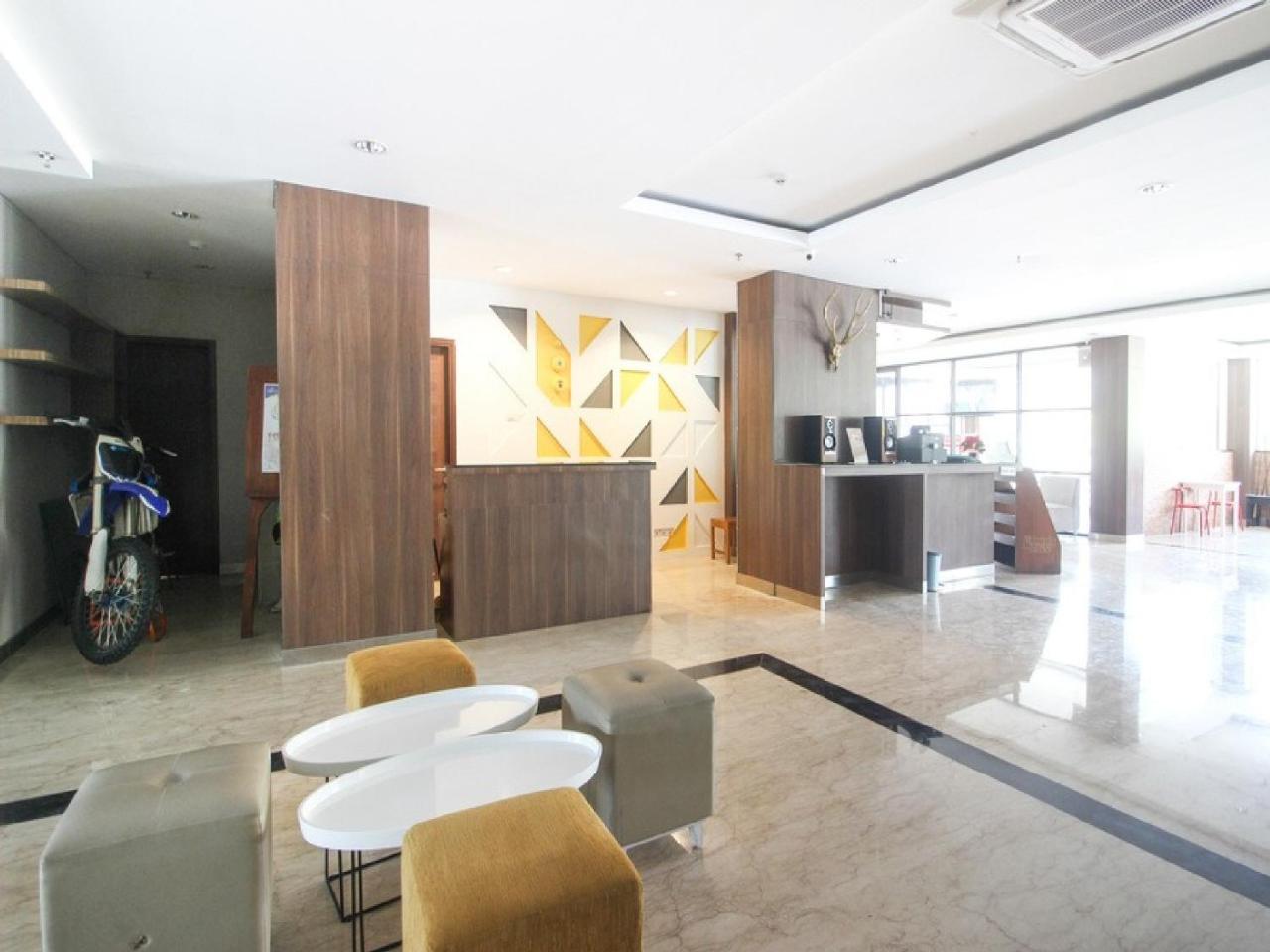 Reddoorz Apartment @ Malioboro City Adisucipto Maguwo Exteriör bild