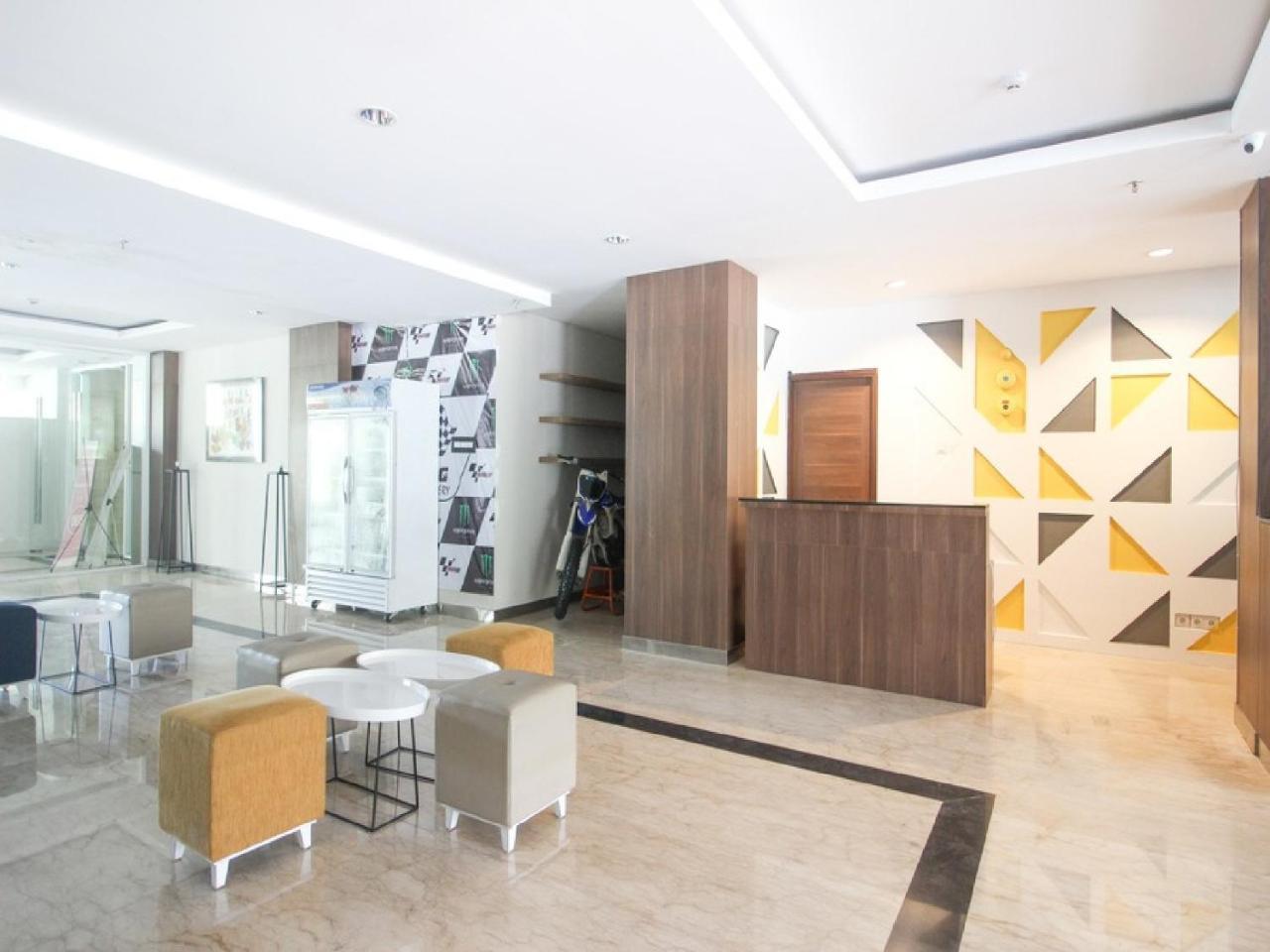 Reddoorz Apartment @ Malioboro City Adisucipto Maguwo Exteriör bild
