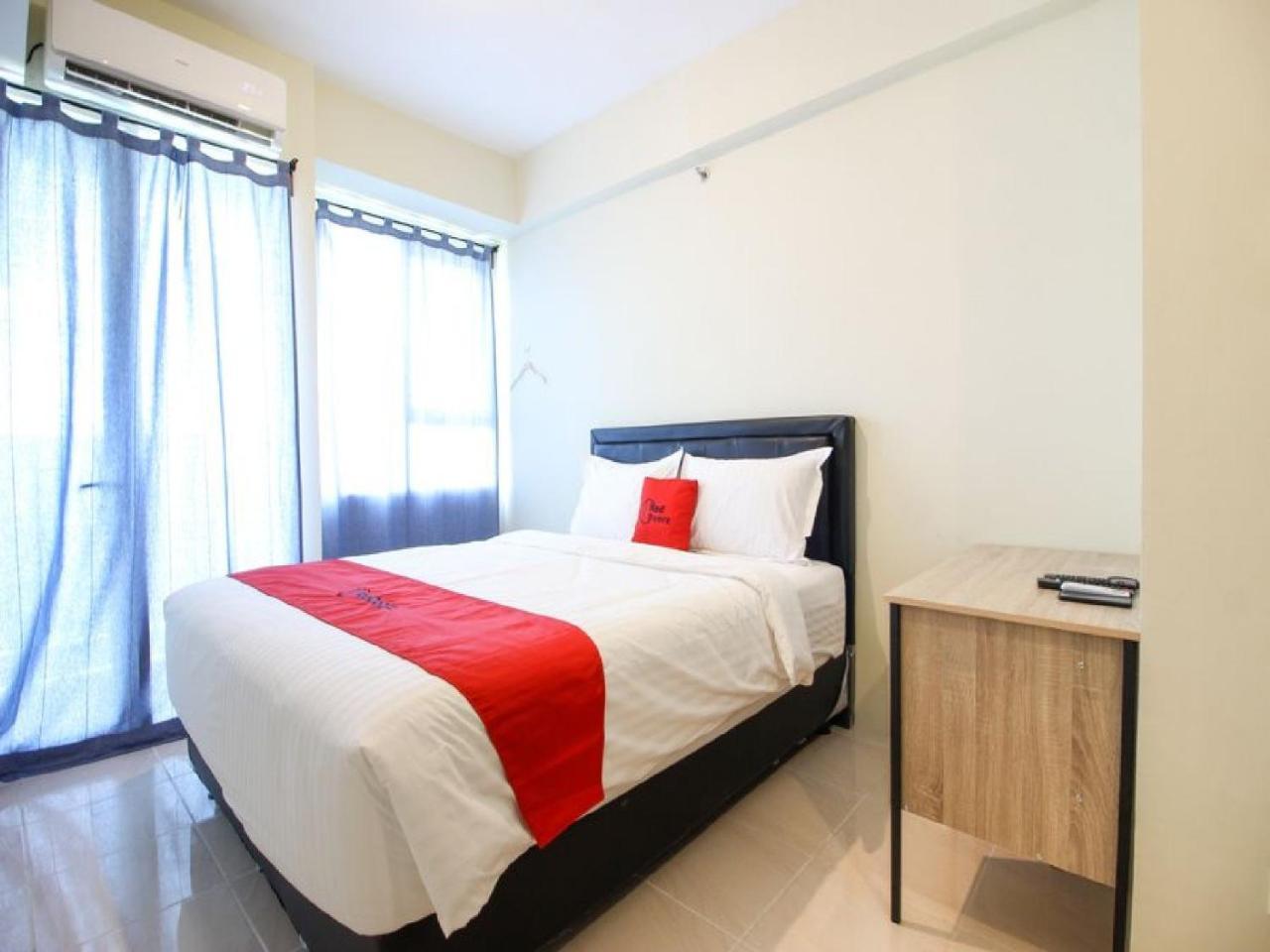 Reddoorz Apartment @ Malioboro City Adisucipto Maguwo Exteriör bild